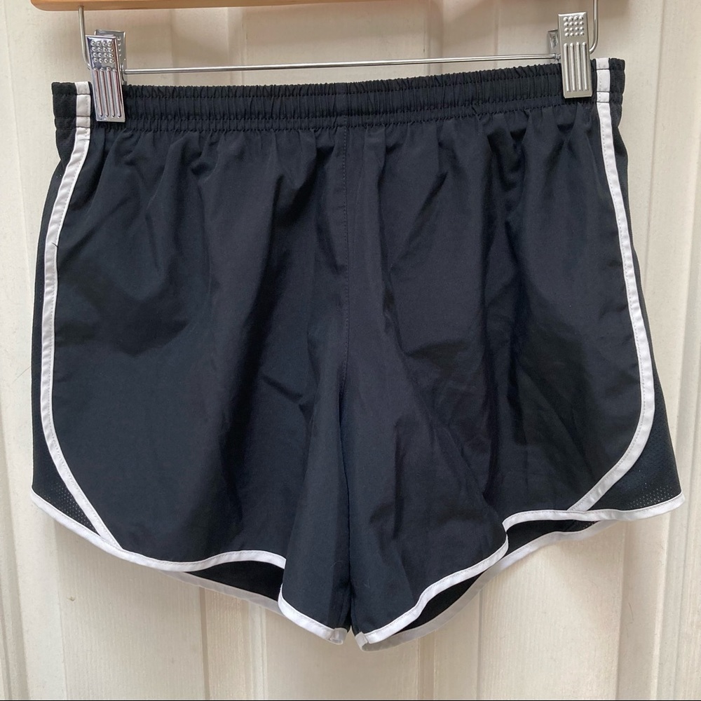 Nike Girls' Tempo Running Shorts, XL